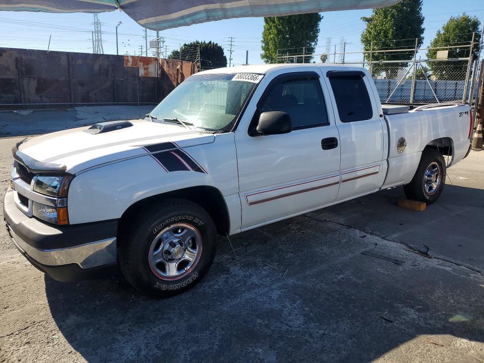 CHEVROLET SILVERADO 2004 с VIN 1GCEC19X94Z217051 - Снимка от търг