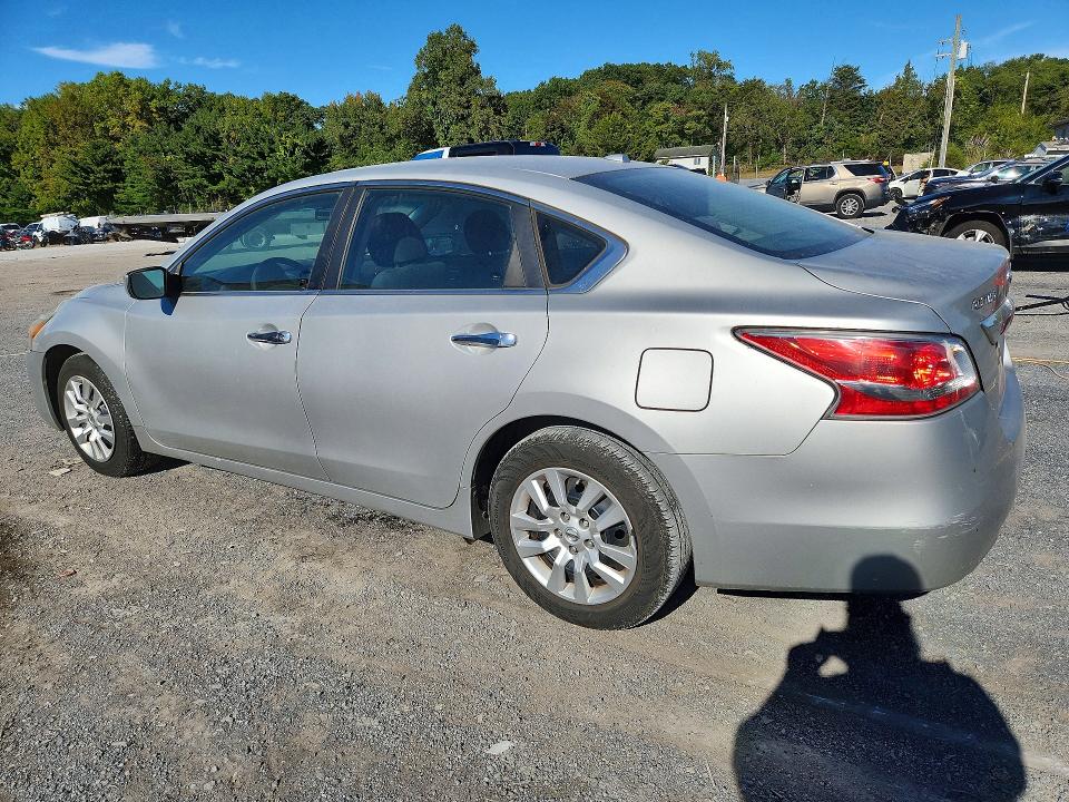 Photo 2 from auction – 2015 NISSAN ALTIMA with VIN 1N4AL3AP1FC450214