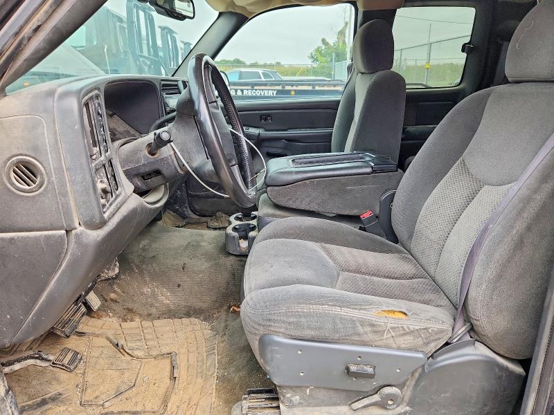 Photo 7 from auction – 2004 CHEVROLET SILVERADO with VIN 1GCEK19T54E123613