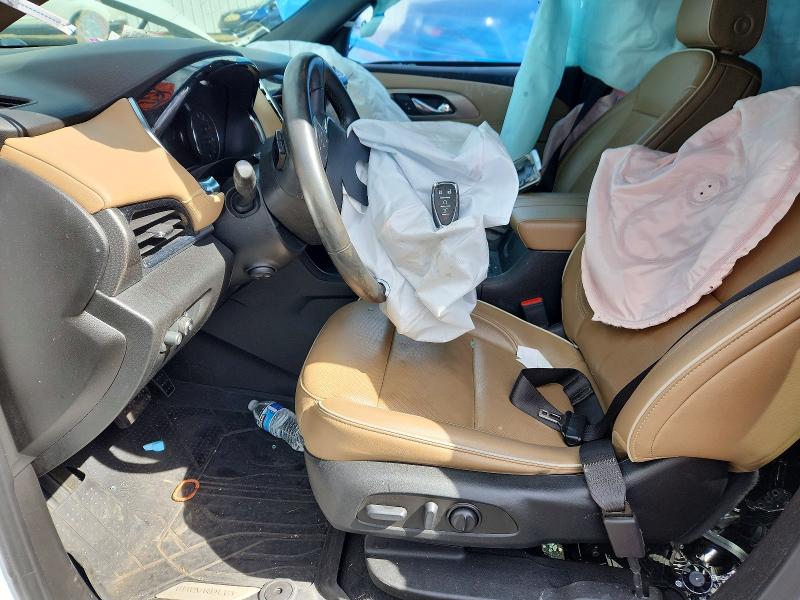 Снимка 7 от търг – 2023 CHEVROLET TRAVERSE с VIN 1GNEVKKW9PJ104888