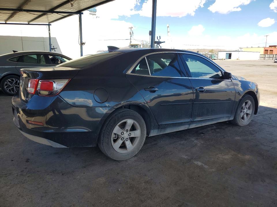 Photo 3 from auction – 2015 CHEVROLET MALIBU with VIN 1G11B5SL0FF102187