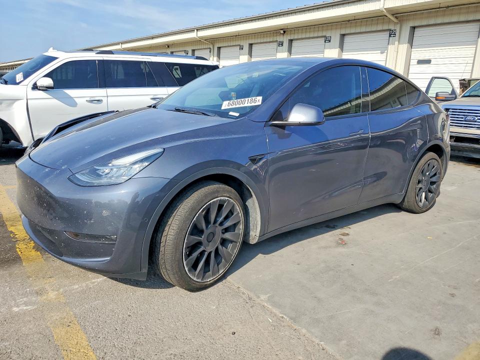 TESLA MODEL Y 2022 с VIN 7SAYGDEE2NF481391 - Снимка от търг
