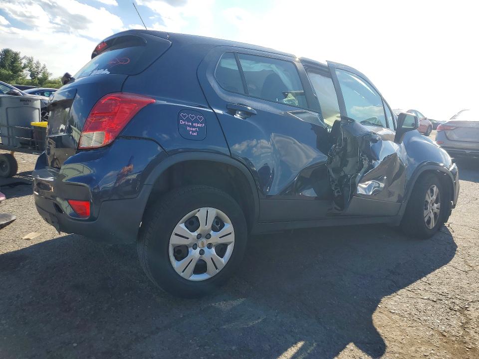Photo 3 from auction – 2018 CHEVROLET TRAX with VIN 3GNCJKSB5JL168684