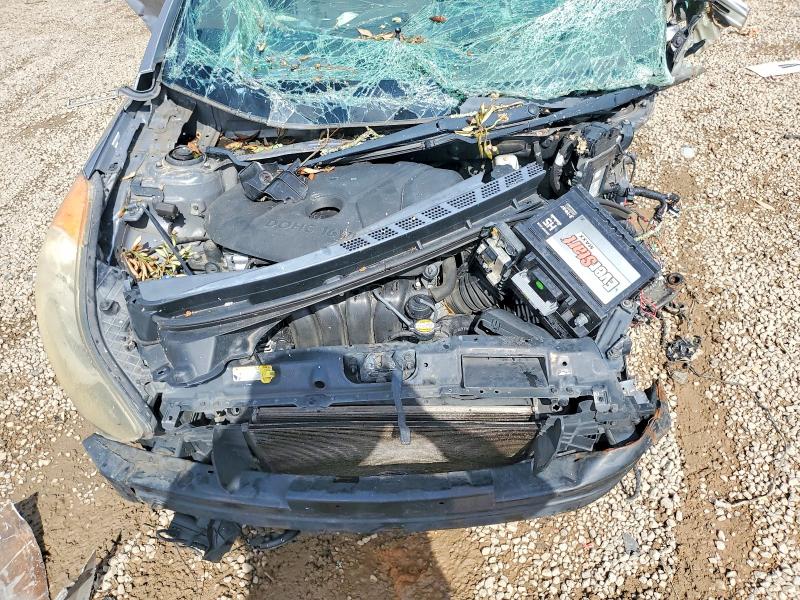 Photo 11 from auction – 2011 HYUNDAI ELANTRA with VIN KMHDH4AE5BU084402