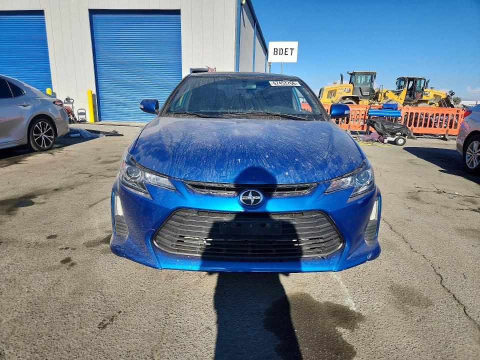 Photo 5 from auction – 2014 SCION TC with VIN JTKJF5C72E3080649