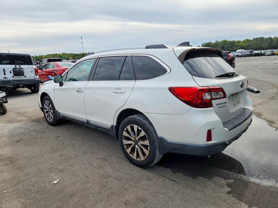 Photo 2 from auction – 2017 SUBARU OUTBACK with VIN 4S4BSATC2H3284803