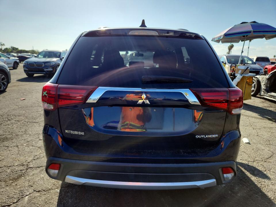 Photo 6 from auction – 2017 MITSUBISHI OUTLANDER with VIN JA4AD2A31HZ068645
