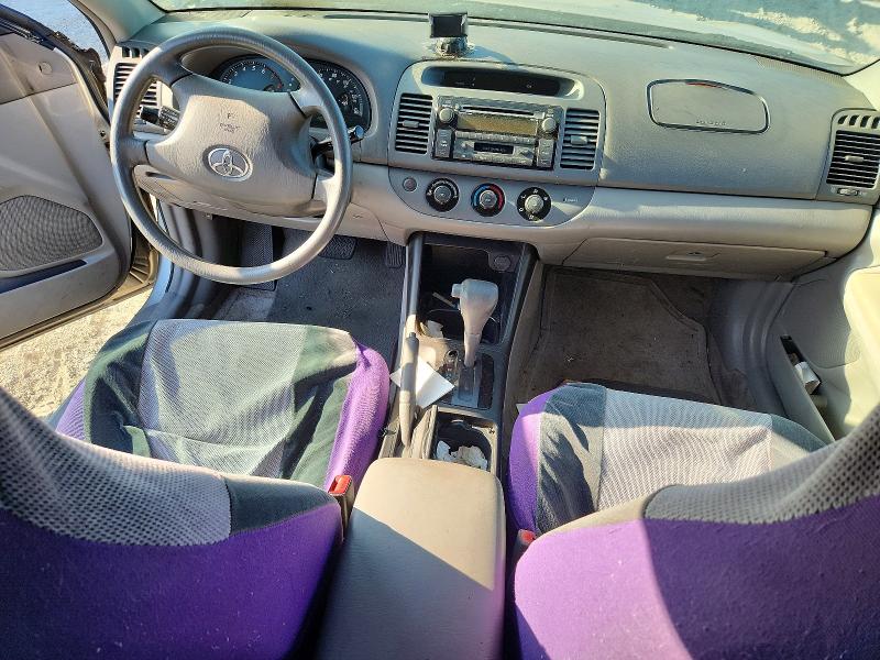 Photo 8 from auction – 2002 TOYOTA CAMRY with VIN 4T1BF32K02U034115