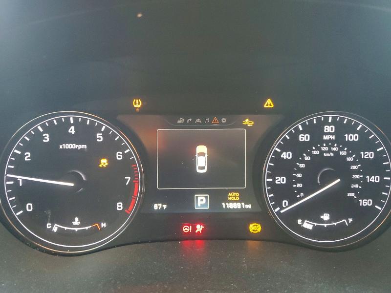 Photo 9 from auction – 2016 HYUNDAI GENESIS with VIN KMHGN4JE3GU109200