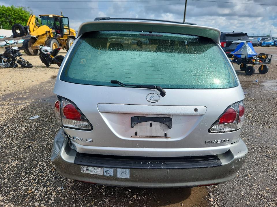 Foto 6 de la subasta – 2002 LEXUS RX con VIN JTJGF10U520140468