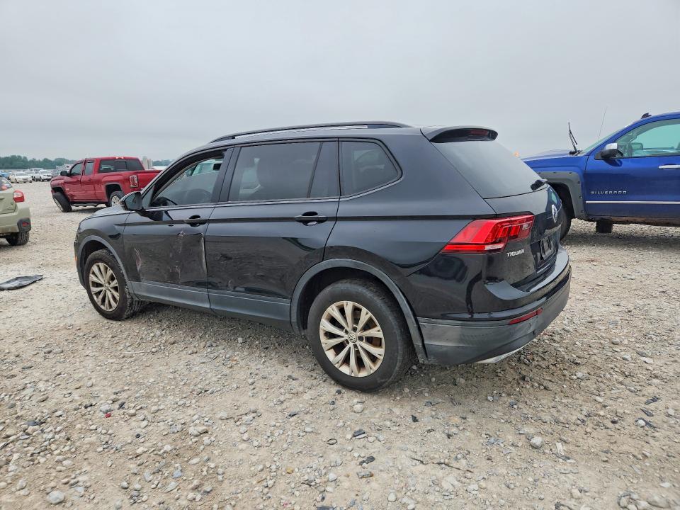 Снимка 2 от търг – 2018 VOLKSWAGEN TIGUAN с VIN 3VV1B7AX0JM023720