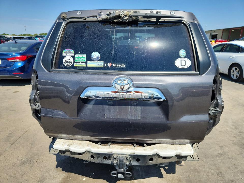 Photo 6 from auction – 2020 TOYOTA 4RUNNER with VIN JTEBU5JR0L5747012