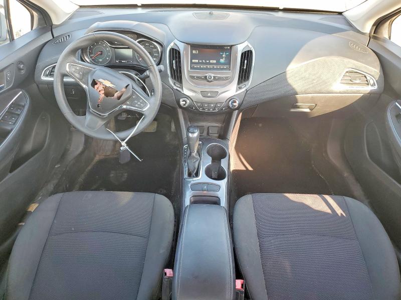 Photo 8 from auction – 2016 CHEVROLET CRUZE with VIN 1G1BE5SM9G7307359