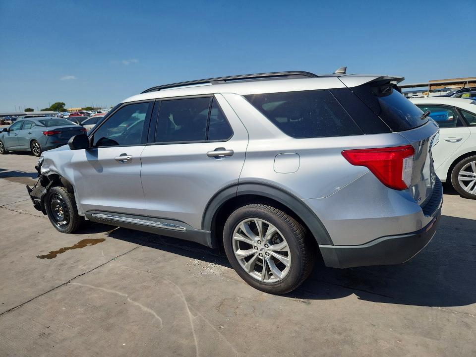 Photo 2 from auction – 2021 FORD EXPLORER with VIN 1FMSK7DH8MGC09829