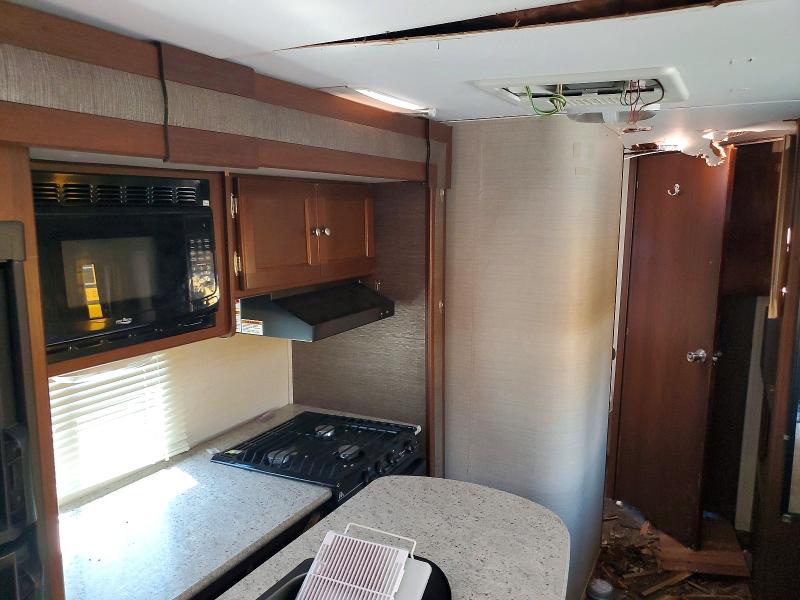 Zdjęcie 6 z aukcji – 2016 KEYSTONE CHALLENGER 31BHS z VIN 4YDT31129GD422911