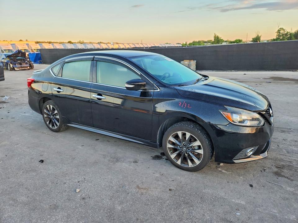 Photo 4 from auction – 2017 NISSAN SENTRA with VIN 3N1AB7AP8HY220431