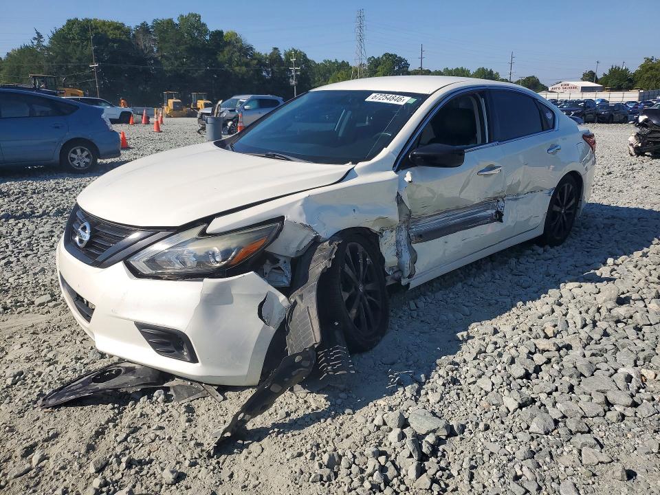 NISSAN ALTIMA 2018 with VIN 1N4AL3AP0JC179638 - Photo from auction