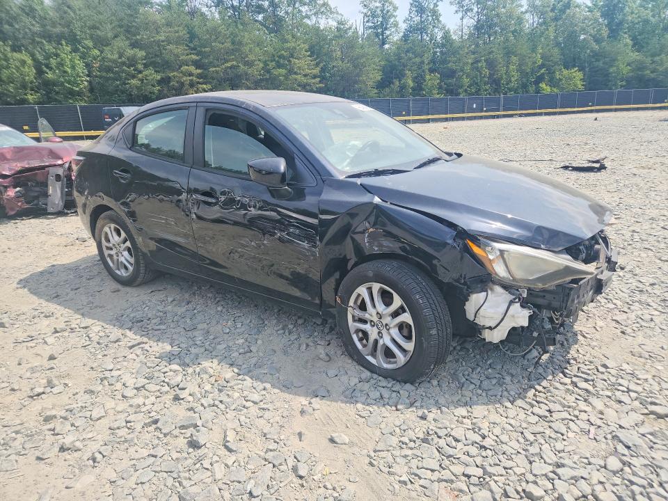 Photo 4 from auction – 2016 SCION IA with VIN 3MYDLBZVXGY113667