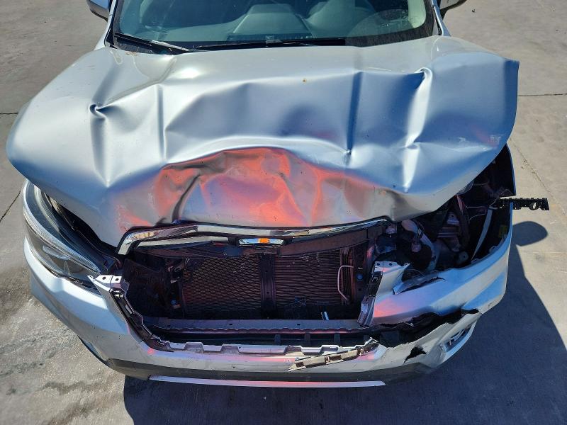 Photo 12 from auction – 2019 SUBARU FORESTER with VIN JF2SKAWC0KH445578