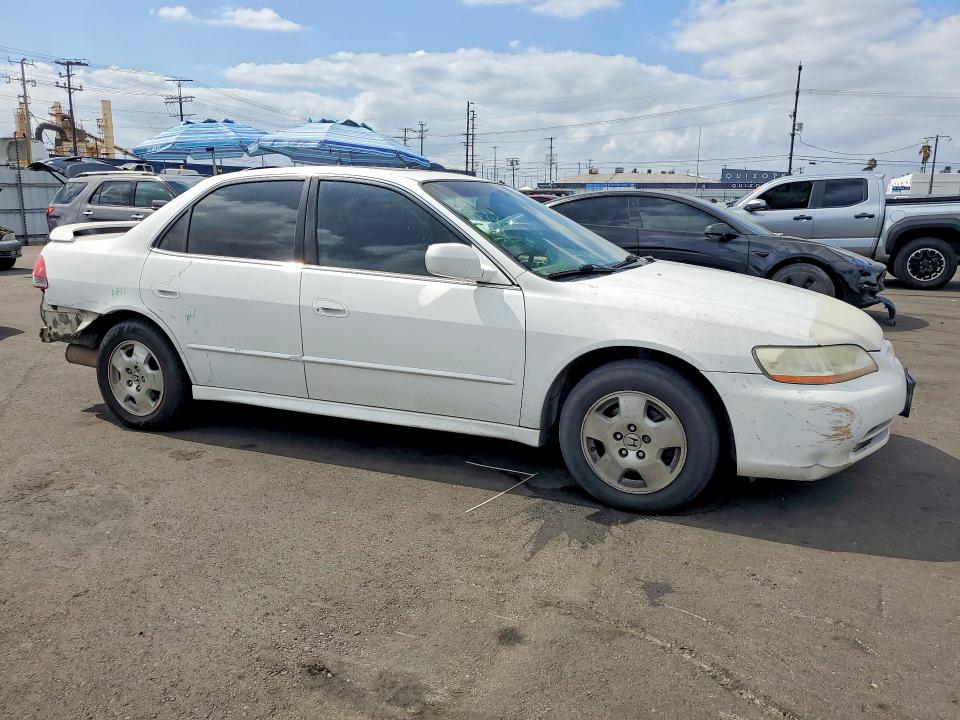 Photo 4 from auction – 2002 HONDA ACCORD with VIN 1HGCG16562A040308