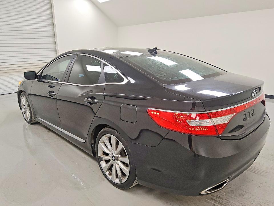 Photo 2 from auction – 2012 HYUNDAI AZERA with VIN KMHFH4JG8CA177492