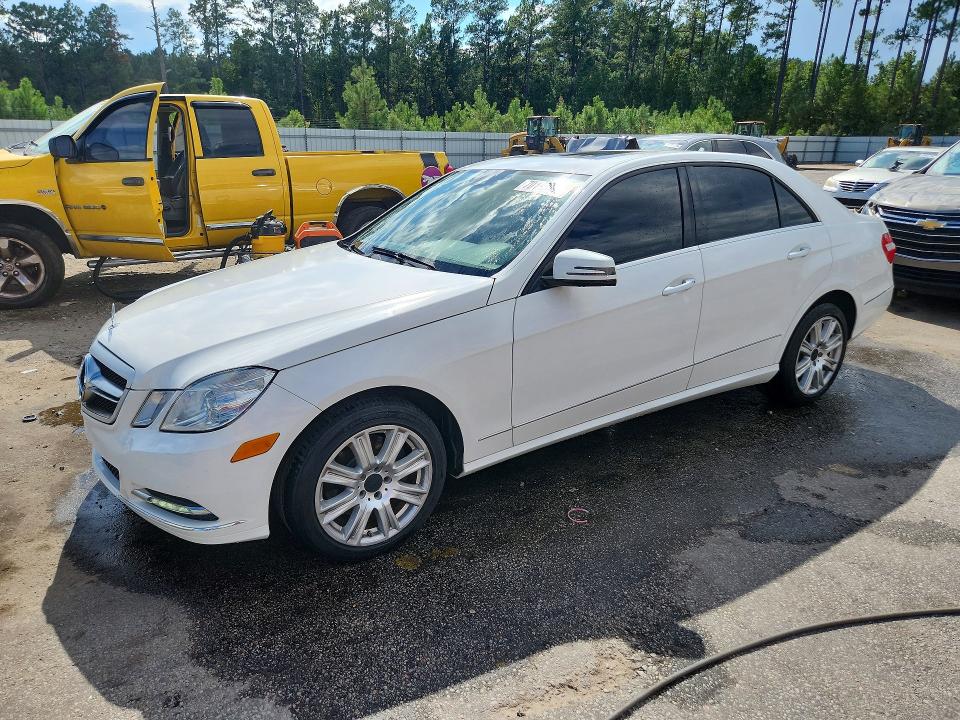 Снимка 1 от търг – 2013 MERCEDES-BENZ E с VIN WDDHF5KBXDA743283