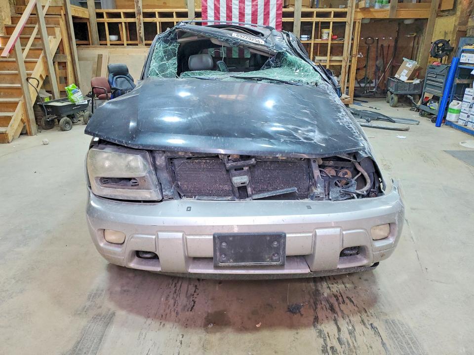 Photo 5 from auction – 2004 CHEVROLET TRAILBLAZER with VIN 1GNDT13S142103067
