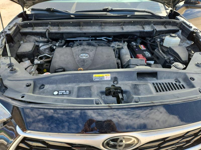 Photo 12 from auction – 2022 TOYOTA HIGHLANDER with VIN 5TDGZRBH3NS244242