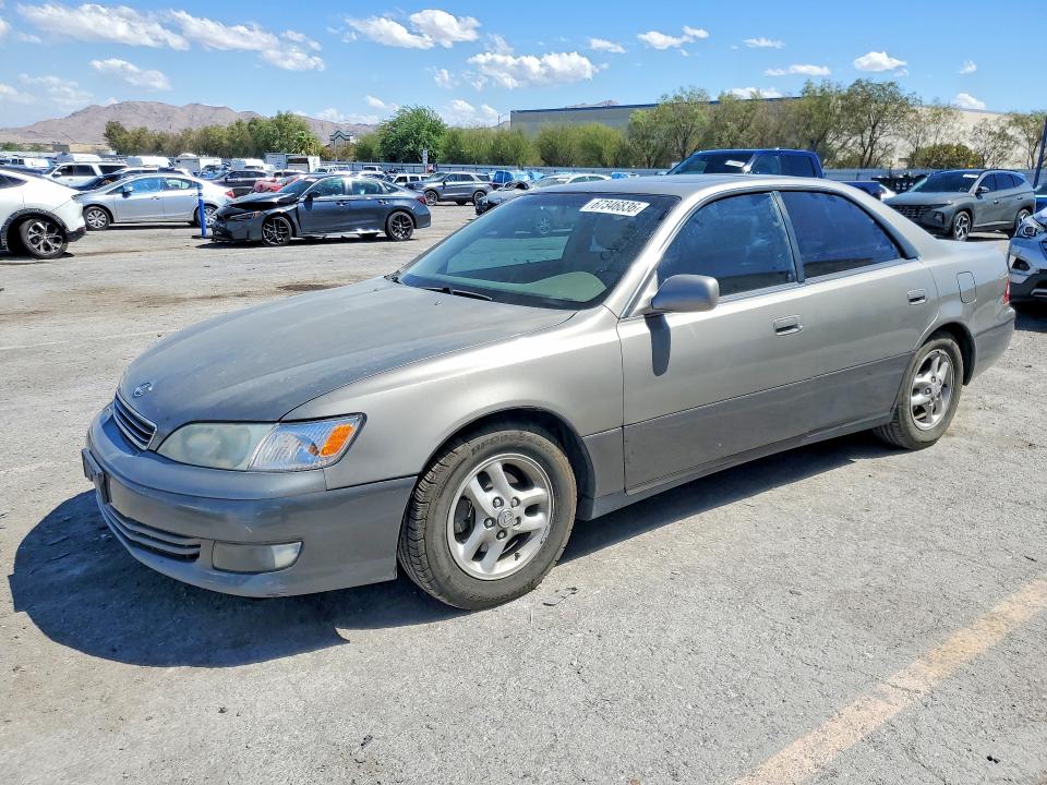 LEXUS ES 2000 with VIN JT8BF28G9Y5077306 - Photo from auction