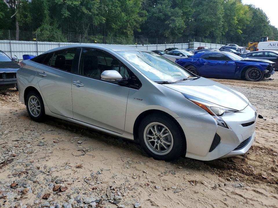 Zdjęcie 4 z aukcji – 2017 TOYOTA PRIUS z VIN JTDKARFU5H3029461