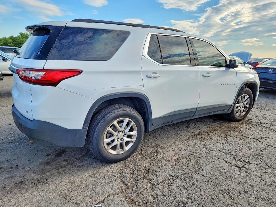 Снимка 3 от търг – 2020 CHEVROLET TRAVERSE с VIN 1GNEVMKW7LJ223982