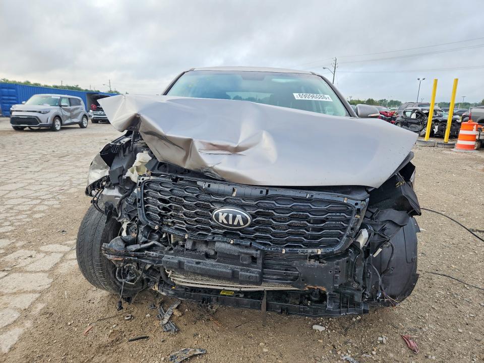 Снимка 5 от търг – 2019 KIA SORENTO с VIN 5XYPGDA39KG480854