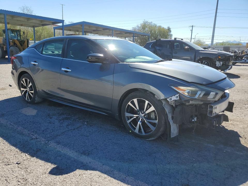 Photo 4 from auction – 2017 NISSAN MAXIMA with VIN 1N4AA6AP8HC438023