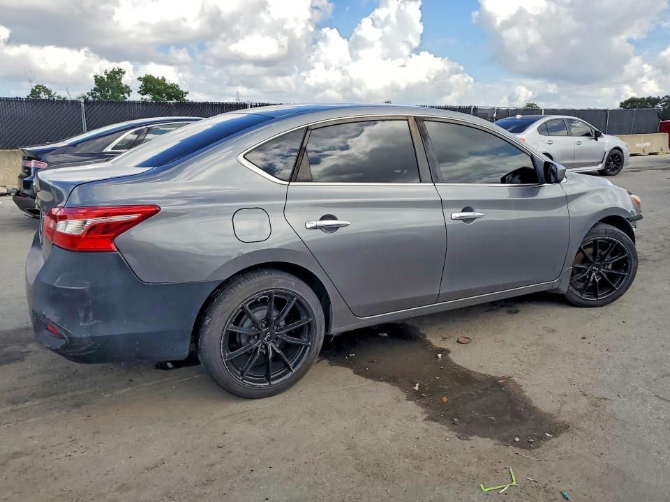 Снимка 3 от търг – 2017 NISSAN SENTRA с VIN 3N1AB7AP5HY280196