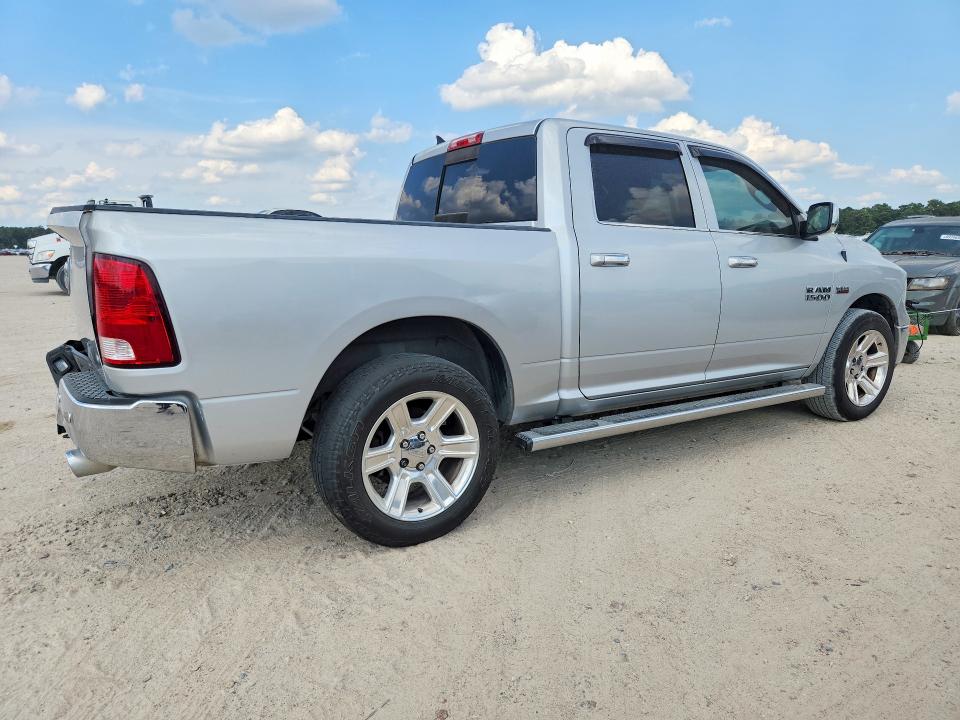 Снимка 3 от търг – 2017 RAM 1500 с VIN 1C6RR6LT7HS714723