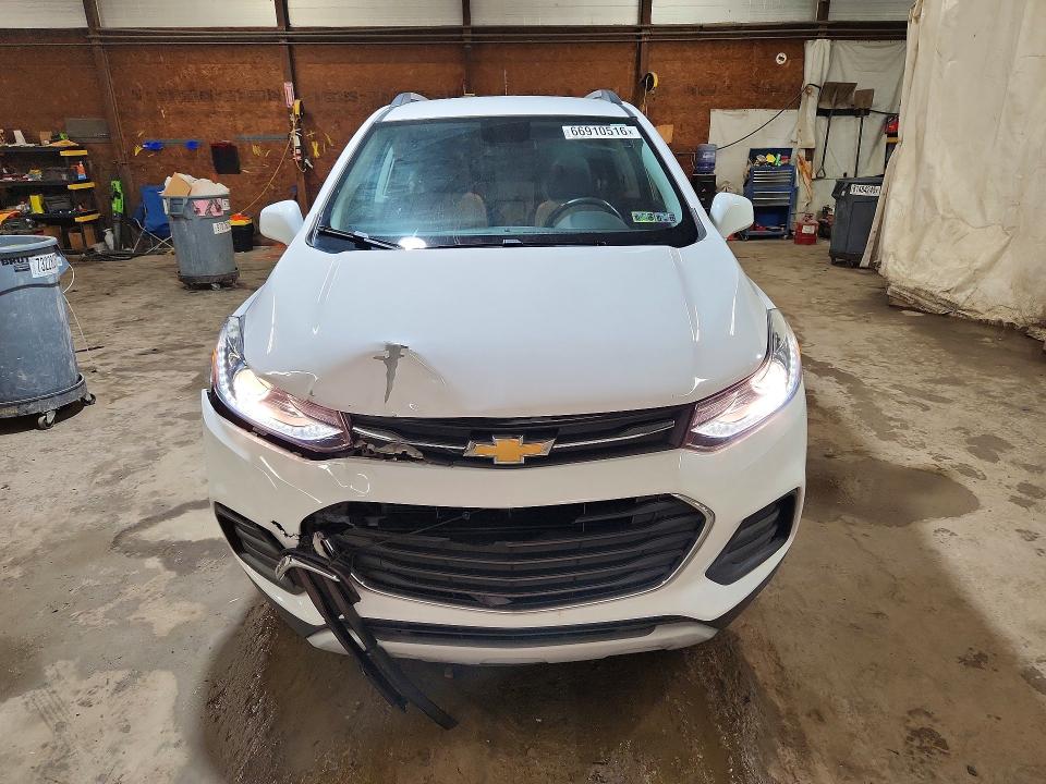 Photo 5 from auction – 2020 CHEVROLET TRAX with VIN 3GNCJPSB4LL281848