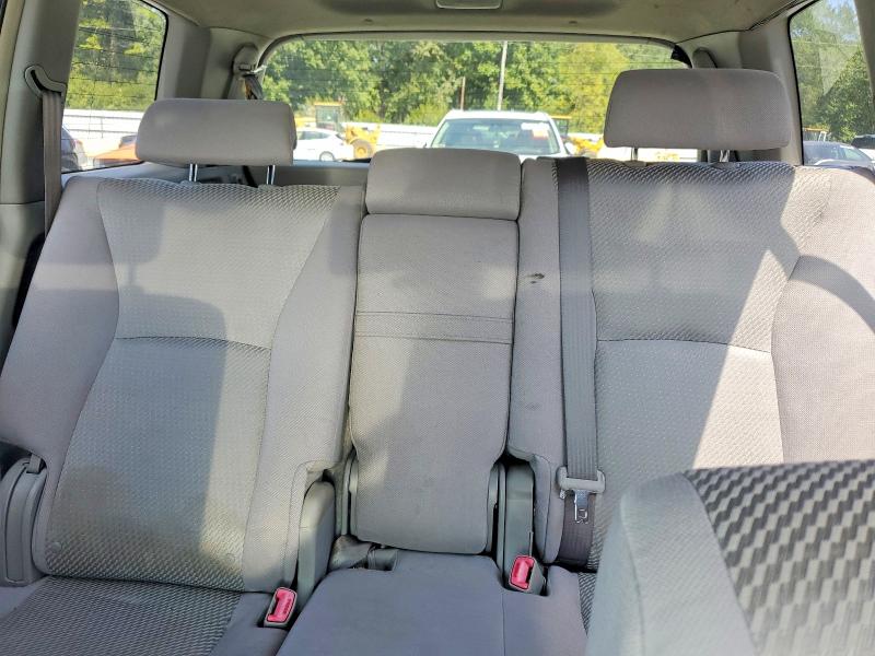 Photo 10 from auction – 2005 TOYOTA HIGHLANDER with VIN JTEDP21A350043640
