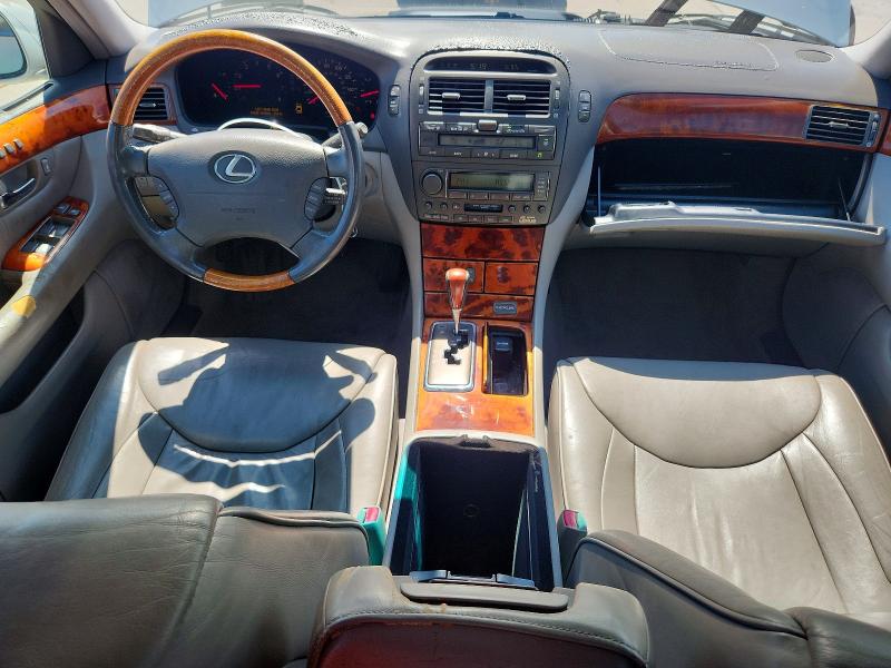 Photo 8 from auction – 2001 LEXUS LS with VIN JTHBN30F210033520