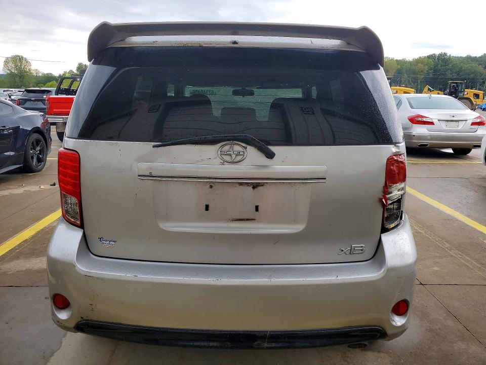 Photo 6 from auction – 2014 SCION XB with VIN JTLZE4FE7EJ049589