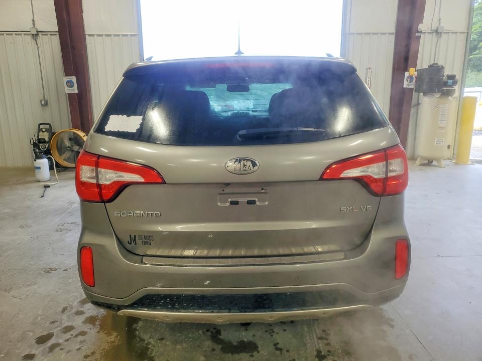 Снимка 6 от търг – 2015 KIA SORENTO с VIN 5XYKW4A72FG593342