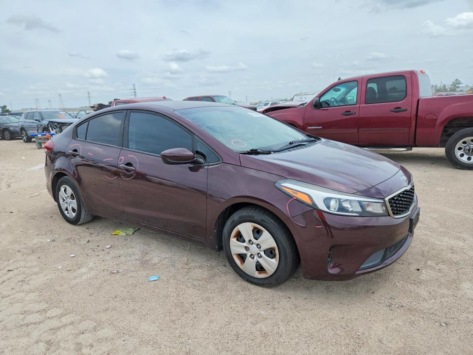 Zdjęcie 4 z aukcji – 2018 KIA FORTE z VIN 3KPFK4A73JE167923