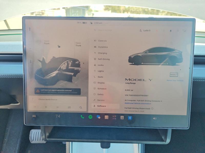 Снимка 9 от търг – 2026 TESLA MODEL Y с VIN 7SAYGDED3TF613997