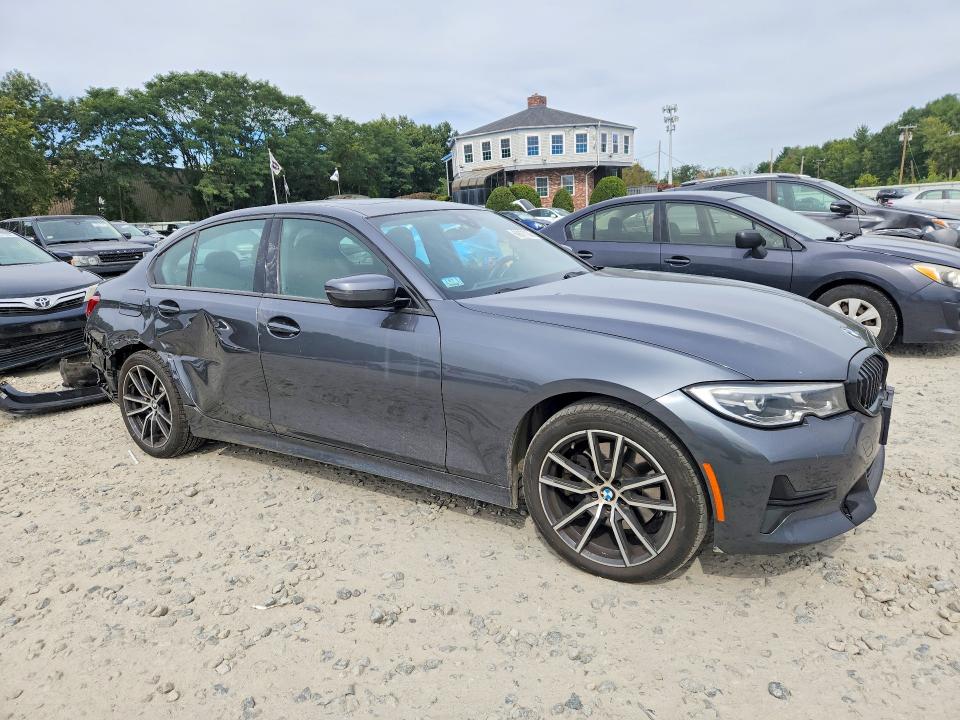 Photo 4 from auction – 2021 BMW 330XI with VIN 3MW5R7J02M8B82621
