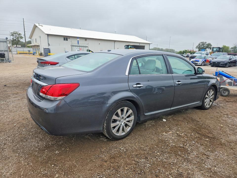 Снимка 3 от търг – 2011 TOYOTA AVALON с VIN 4T1BK3DB5BU412972