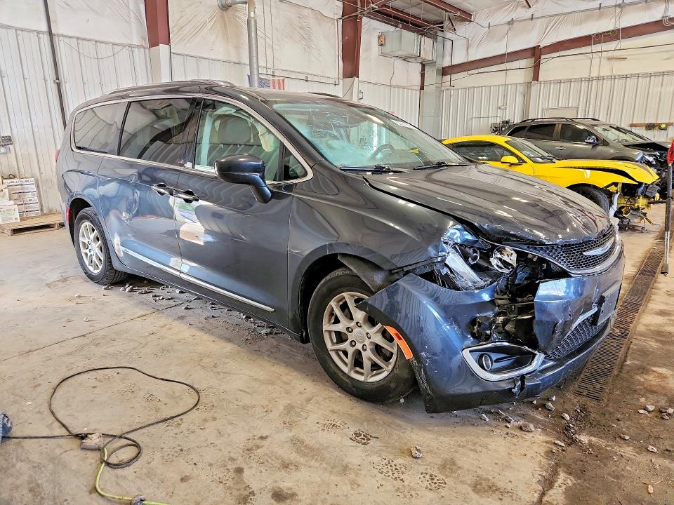 Фото 4 с аукциона – 2020 CHRYSLER PACIFICA с VIN 2C4RC1BG6LR138876