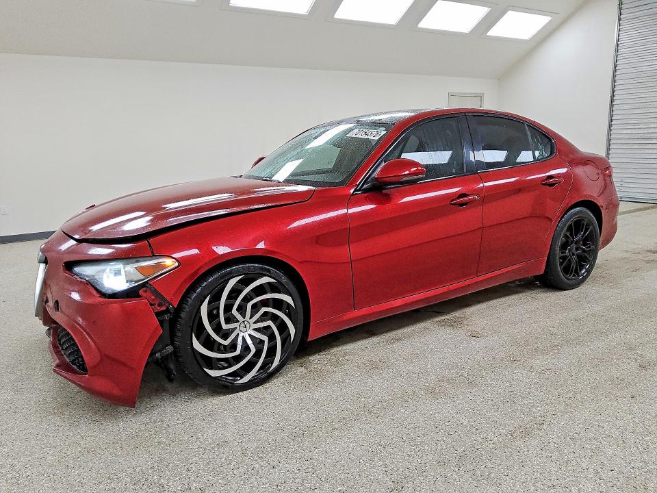 Photo 1 from auction – 2017 ALFA ROMEO GIULIA with VIN ZARFAEEN5H7532717