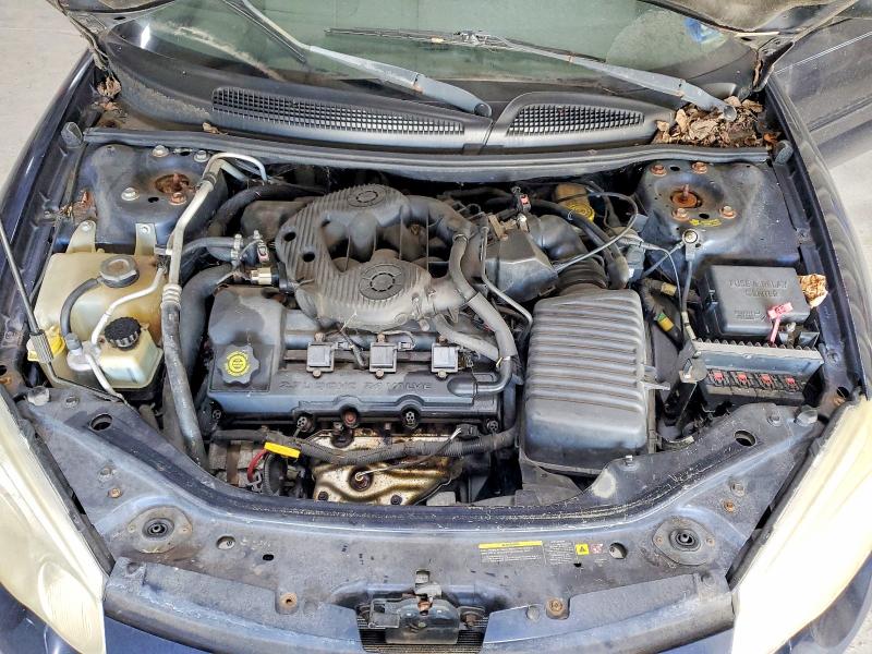 Photo 11 from auction – 2004 CHRYSLER SEBRING with VIN 1C3EL55R74N259079