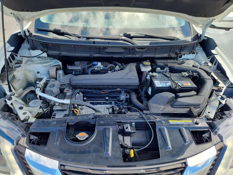 Photo 12 from auction – 2017 NISSAN ROGUE with VIN KNMAT2MV0HP561962