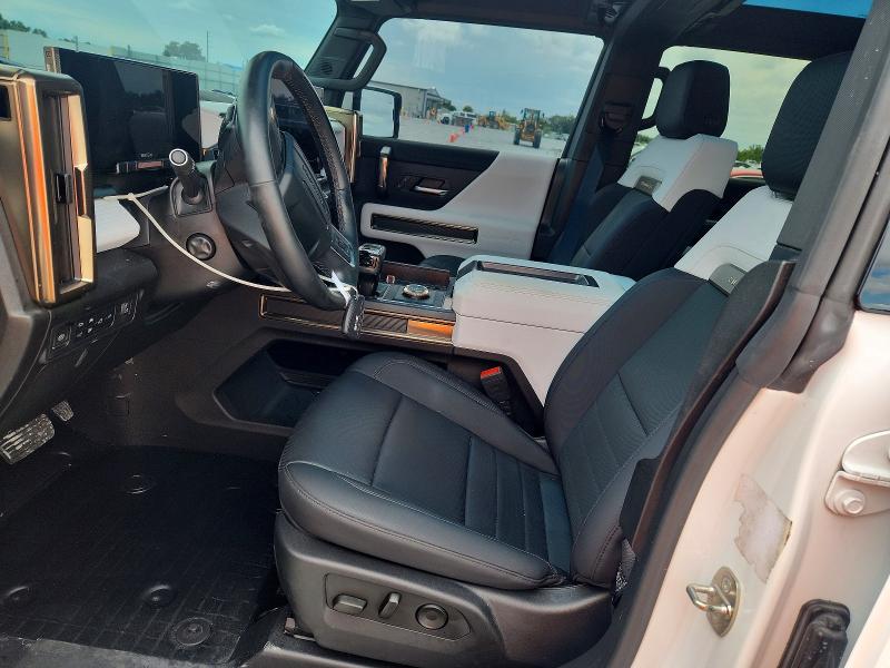 Снимка 7 от търг – 2023 GMC HUMMER PICKUP с VIN 1GT40FDA5PU101366