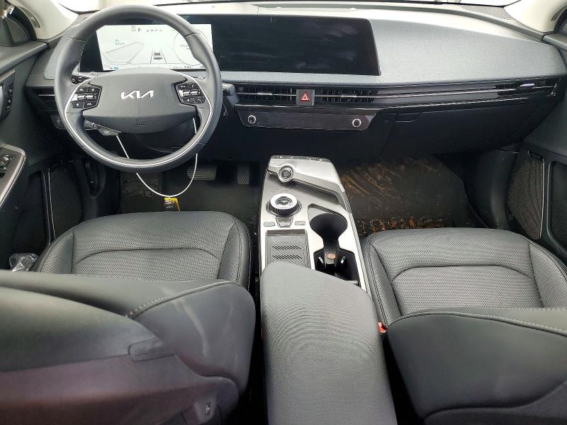 Photo 8 from auction – 2024 KIA EV6 with VIN KNDC34LA4R5183340